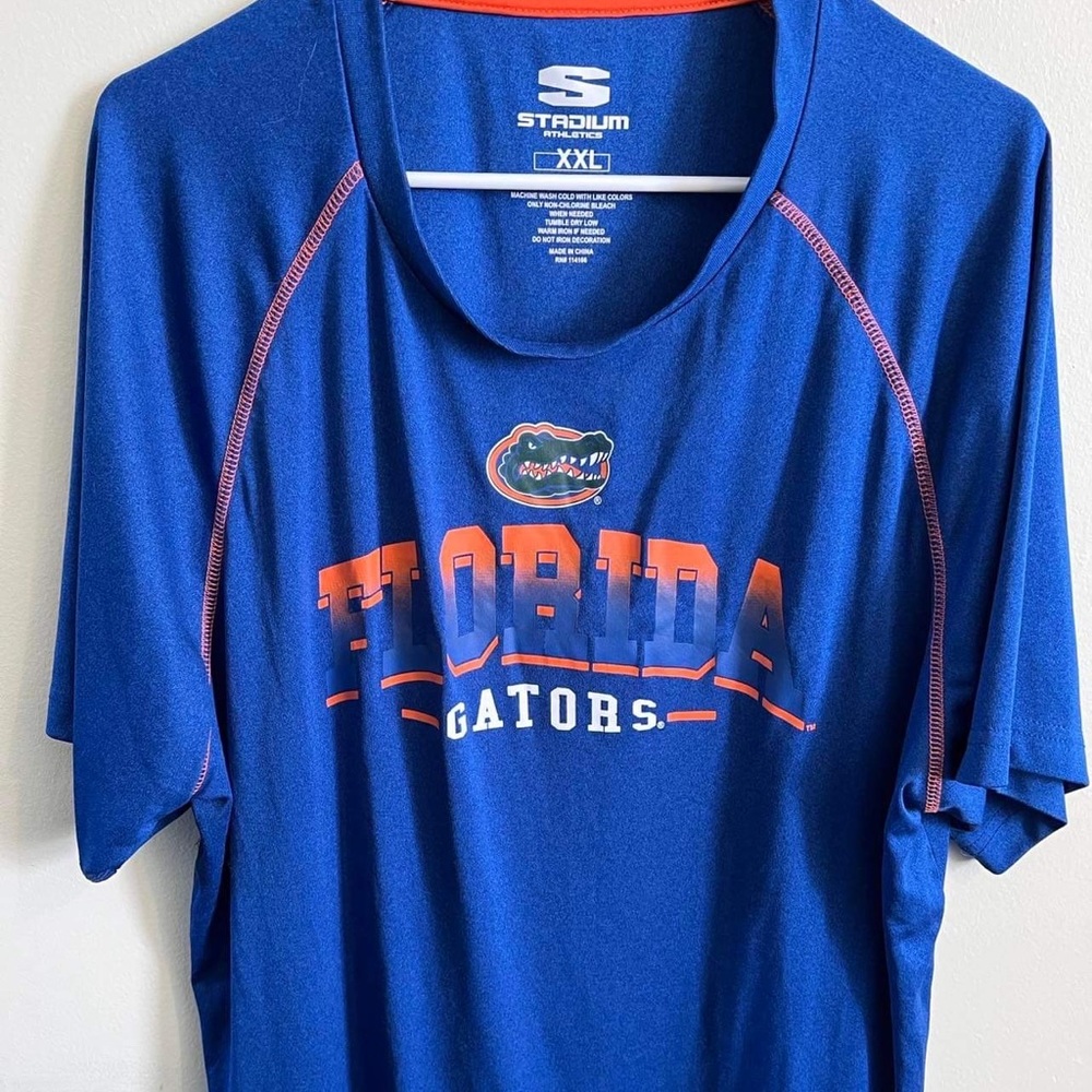 University of Florida Gators Like New XXL Tshirt